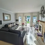 Quintaloes, 5 Mins From Old Town * Albufeira