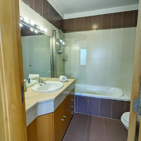 Semesterbostad Quintaloes, 5 Mins From Old Town Albufeira